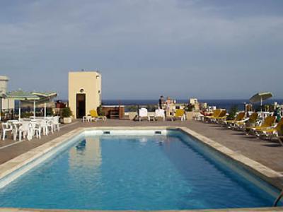 The Crown Hotel Bugibba Bagian luar foto