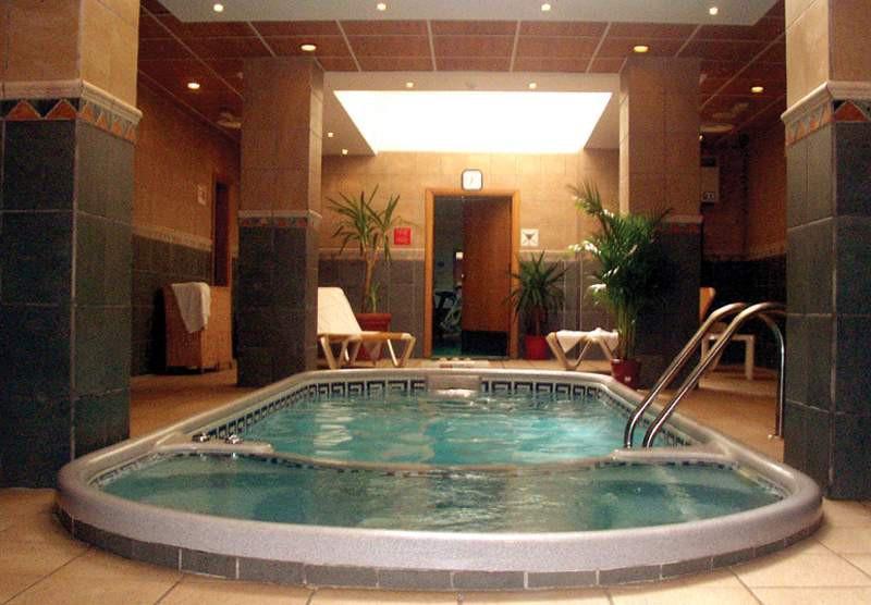 The Crown Hotel Bugibba Bagian luar foto