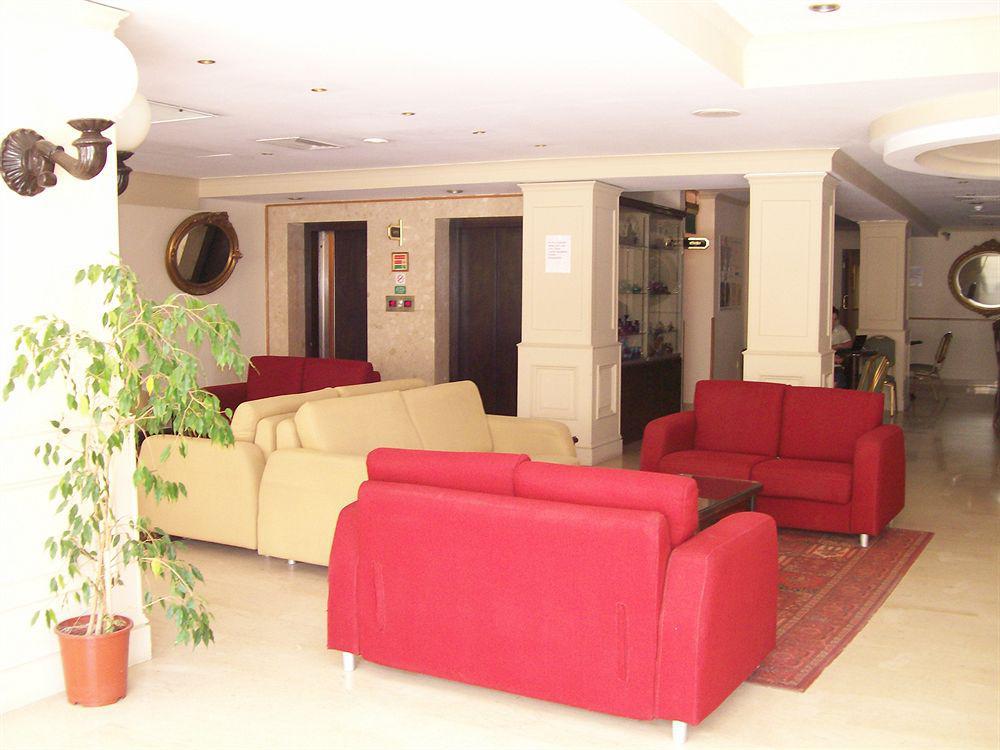 The Crown Hotel Bugibba Bagian luar foto